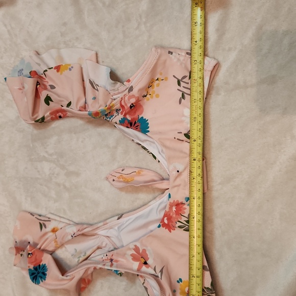 Cupshe 2 pc high rise cheeky bikini with ruffle sleeve top - Picture 9 of 9